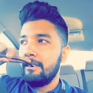 Meet your Posher, Adam